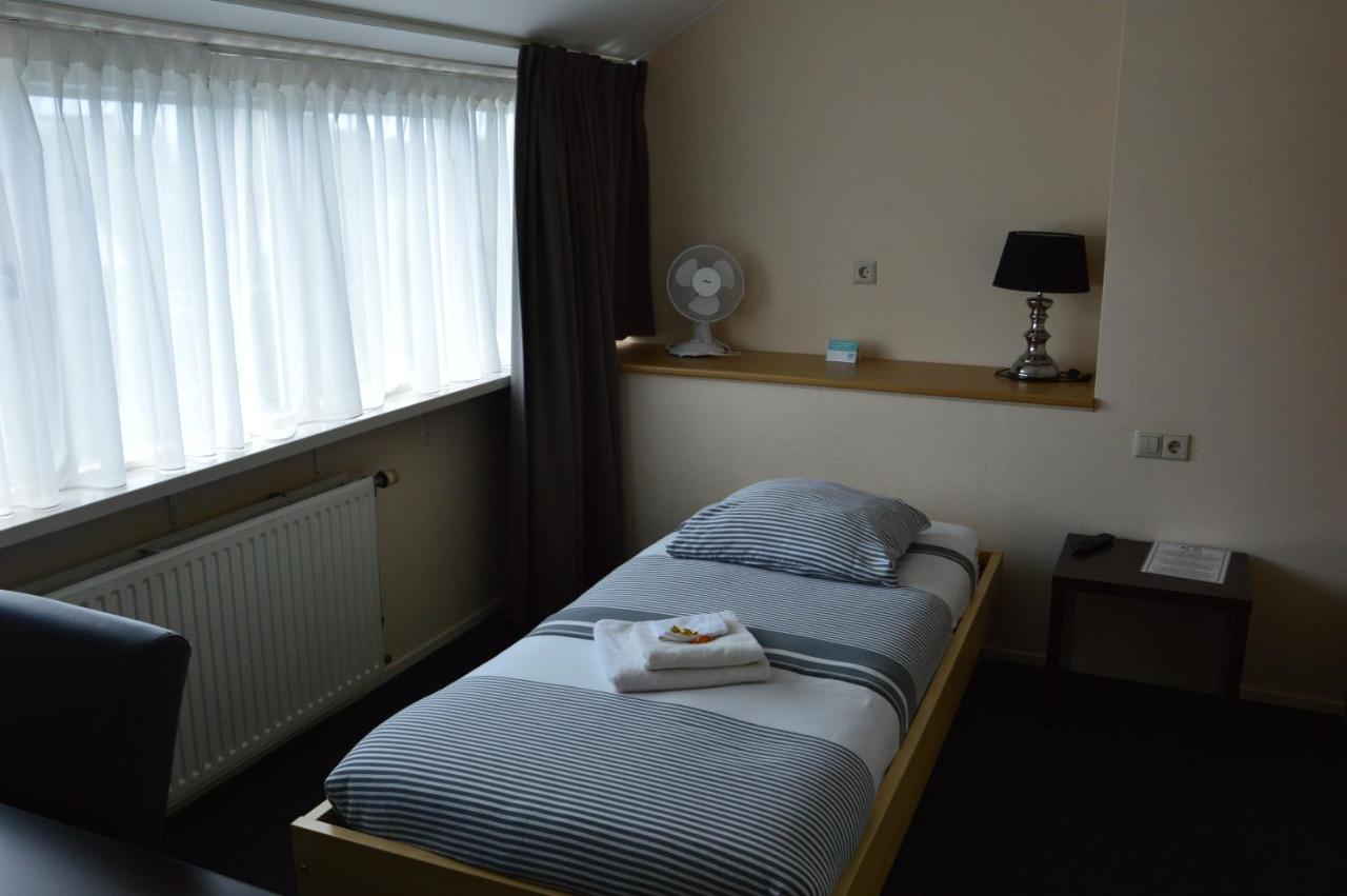 Hotel Pico Rozenburg Zewnętrze zdjęcie